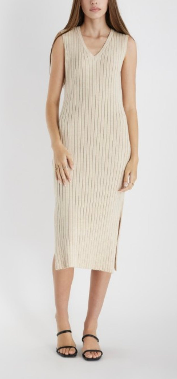 1326 The Jada Dress