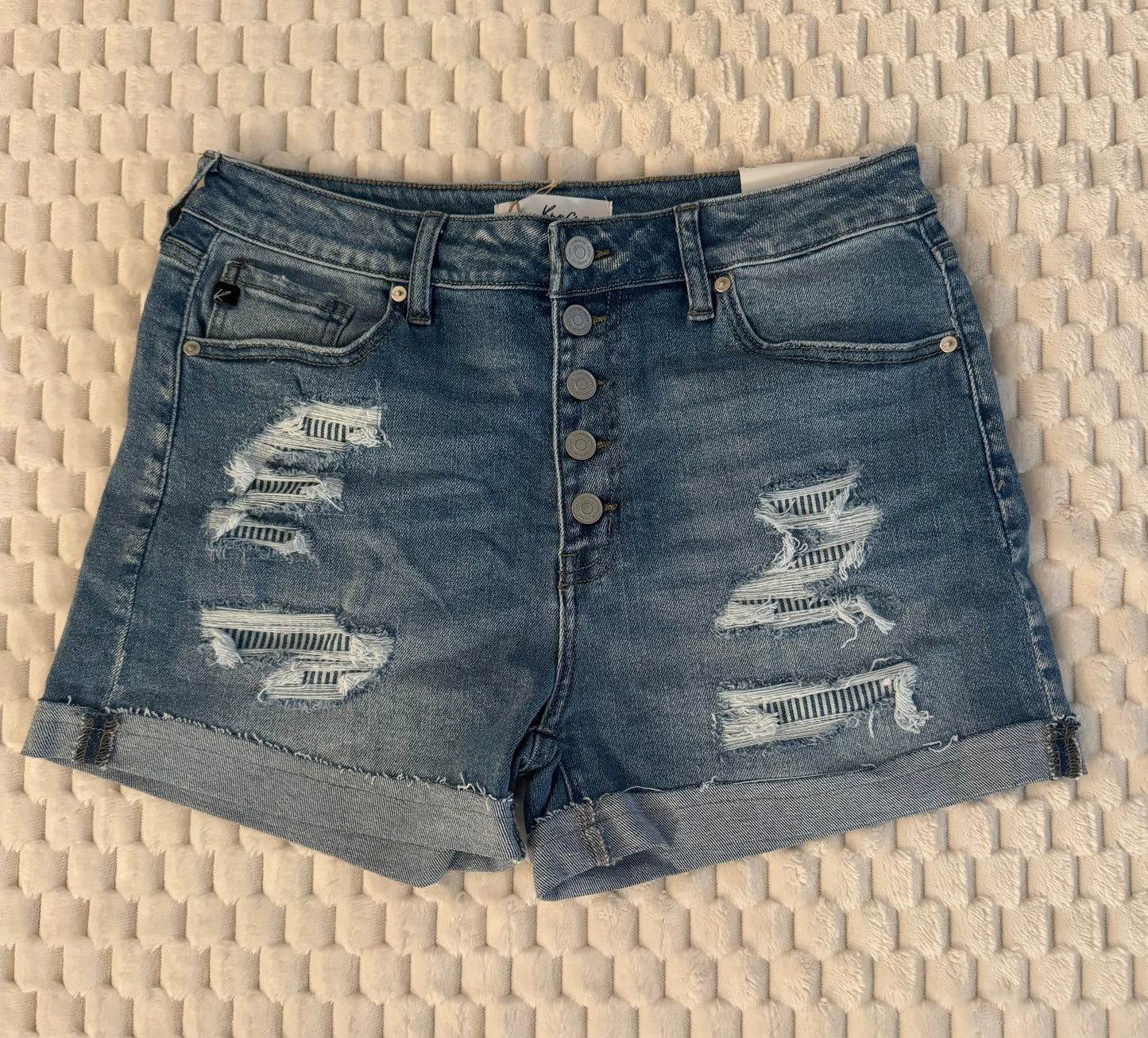 0625 Exposed Button High Rise Shorts