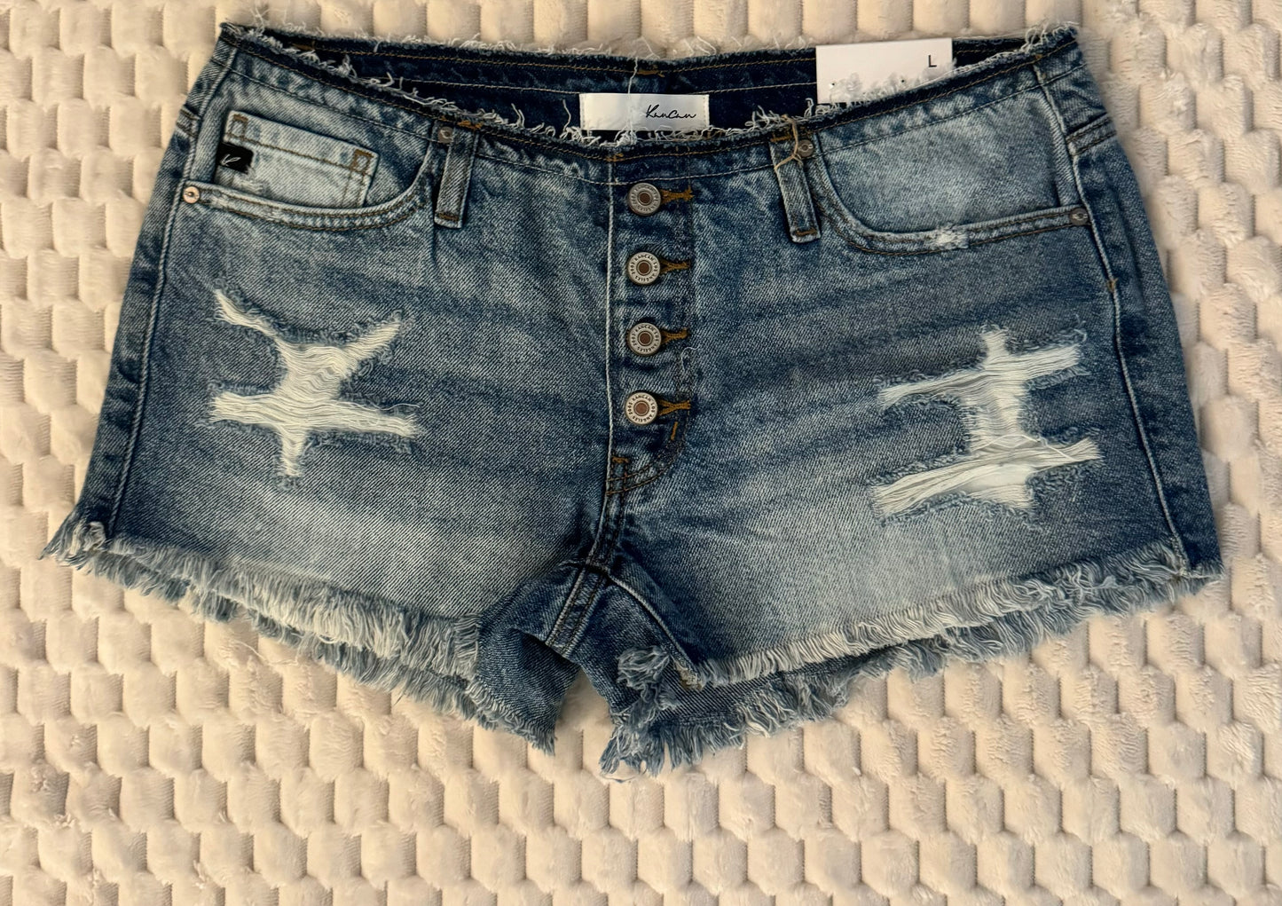 0070 Low Rise Shorts