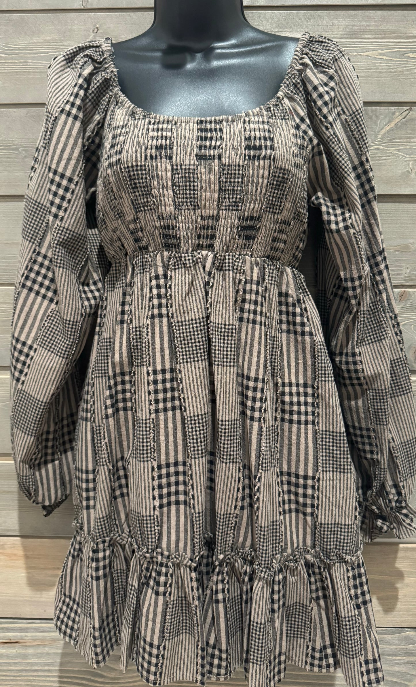 0992 Long Sleeve Mini Dress