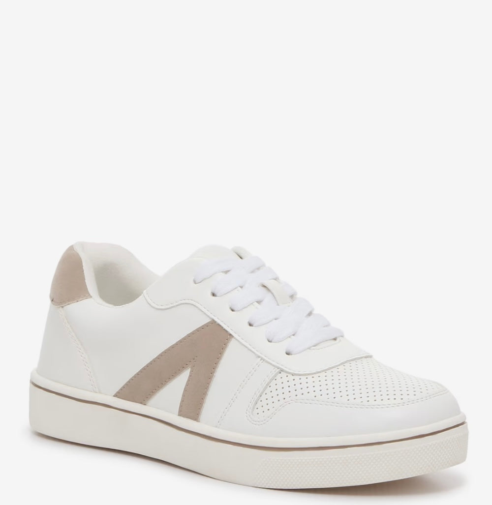 1015 MIA Sneaker