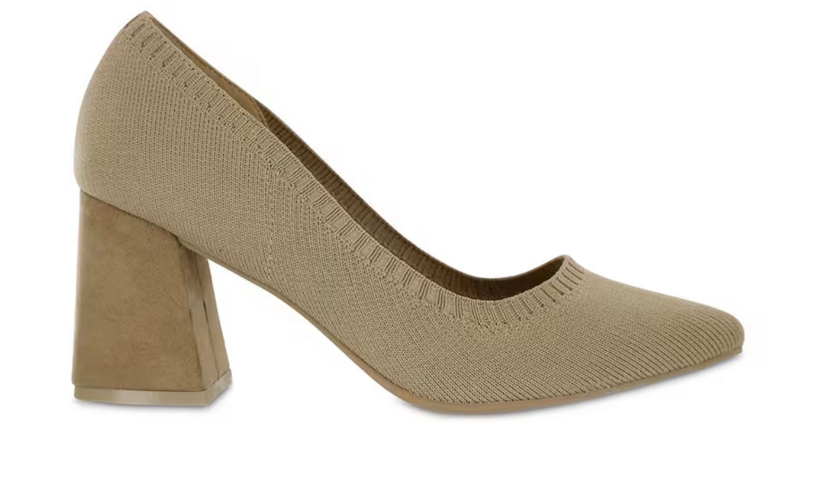 1097 Mia Pumps