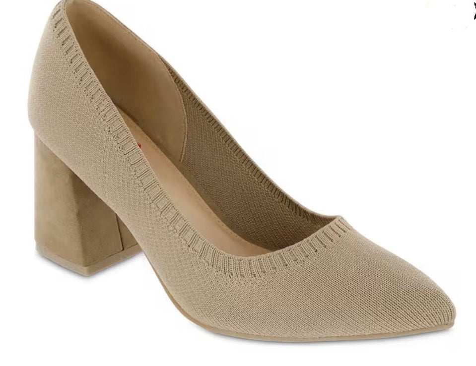 1097 Mia Pumps