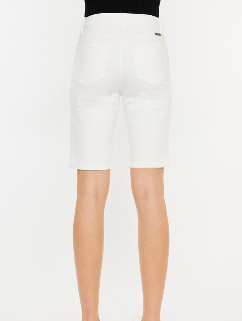 0943 Bermuda Shorts