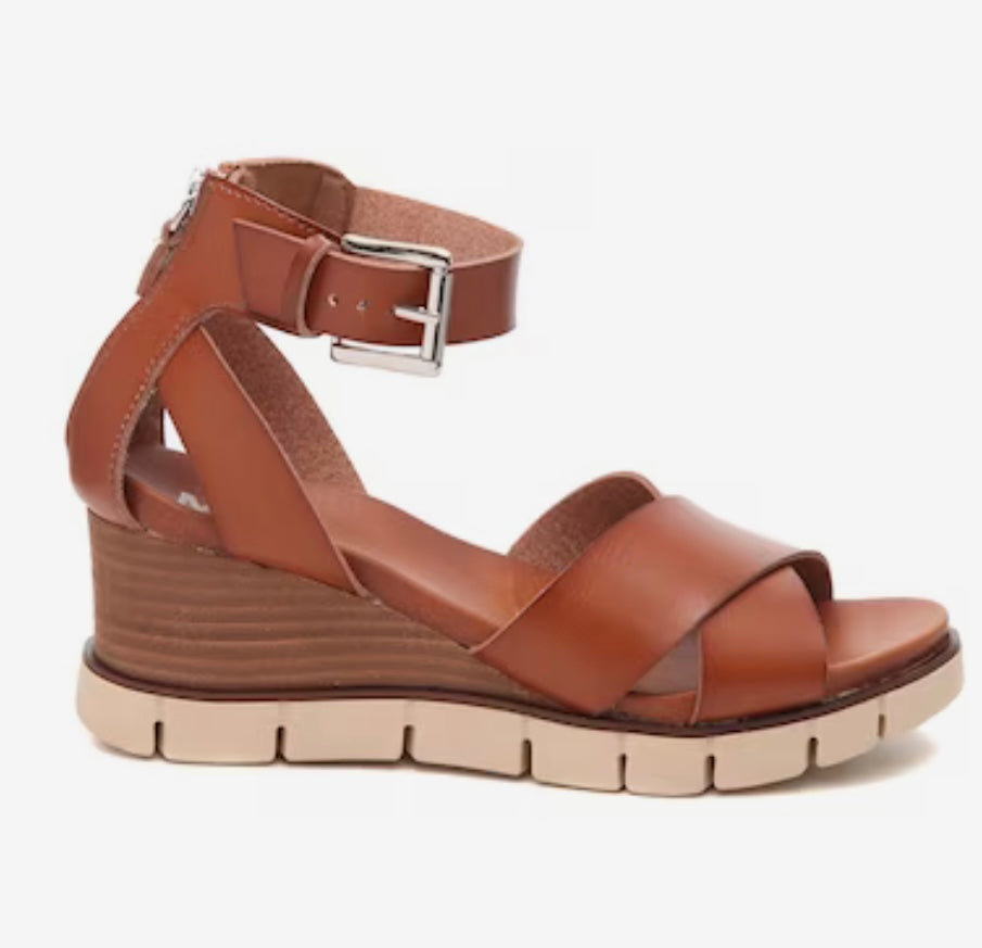 1382 MIA Wedged Heel Sandal