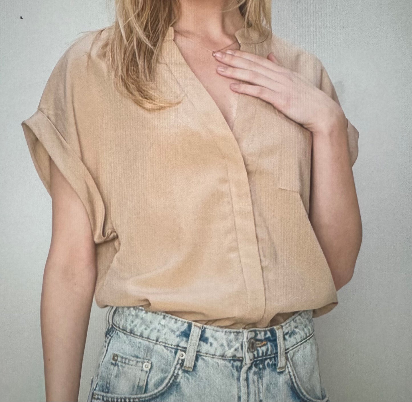 1395 Cuffed Short Sleeve Top