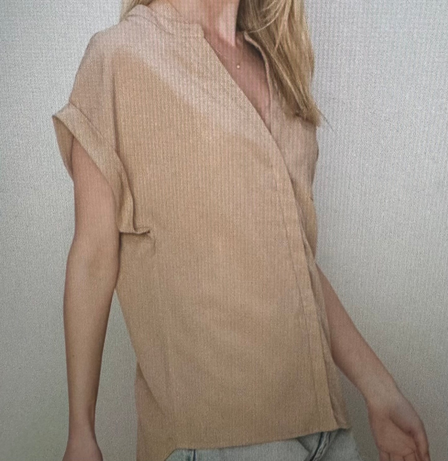1395 Cuffed Short Sleeve Top
