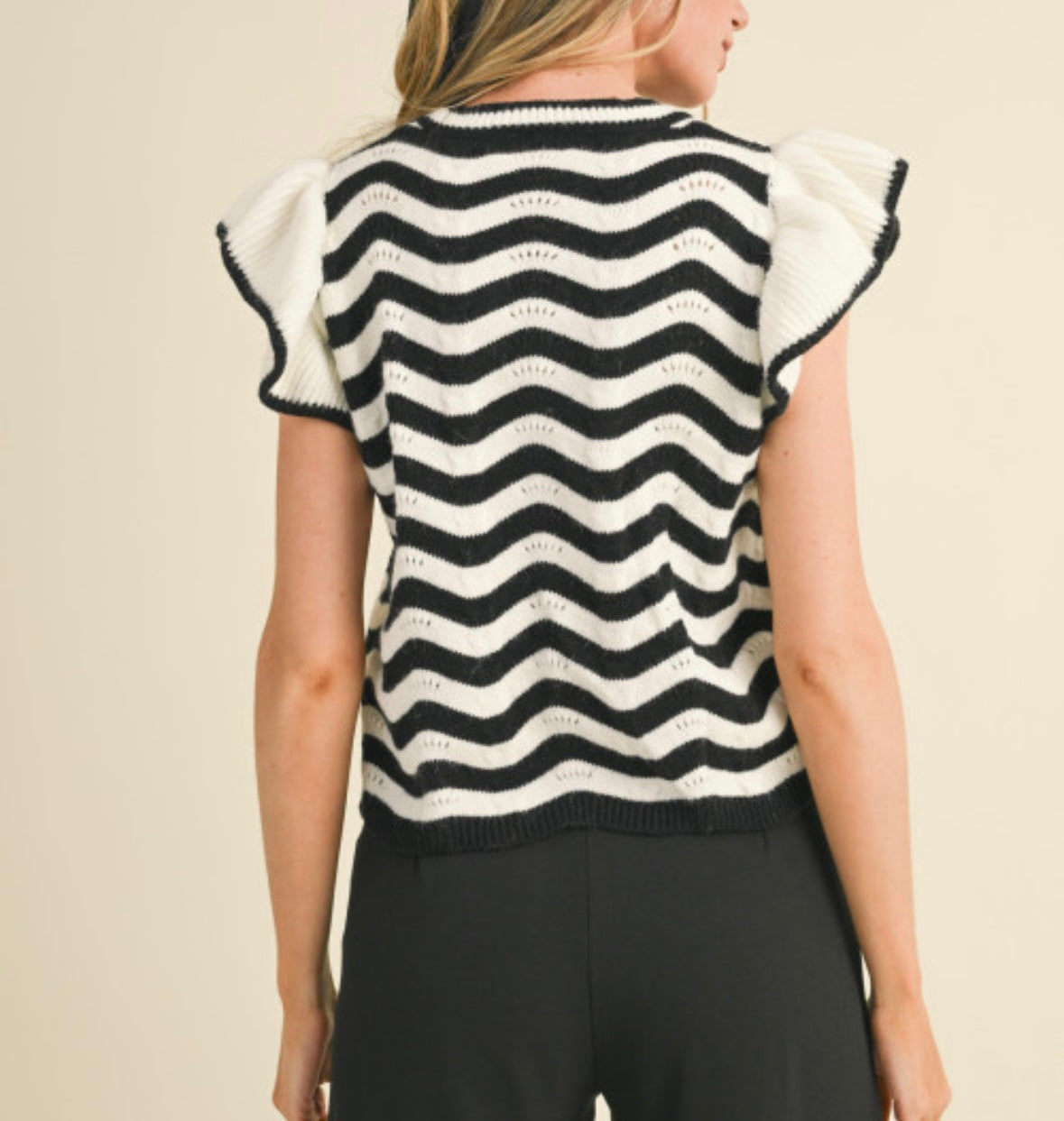 1504 Sweater Top