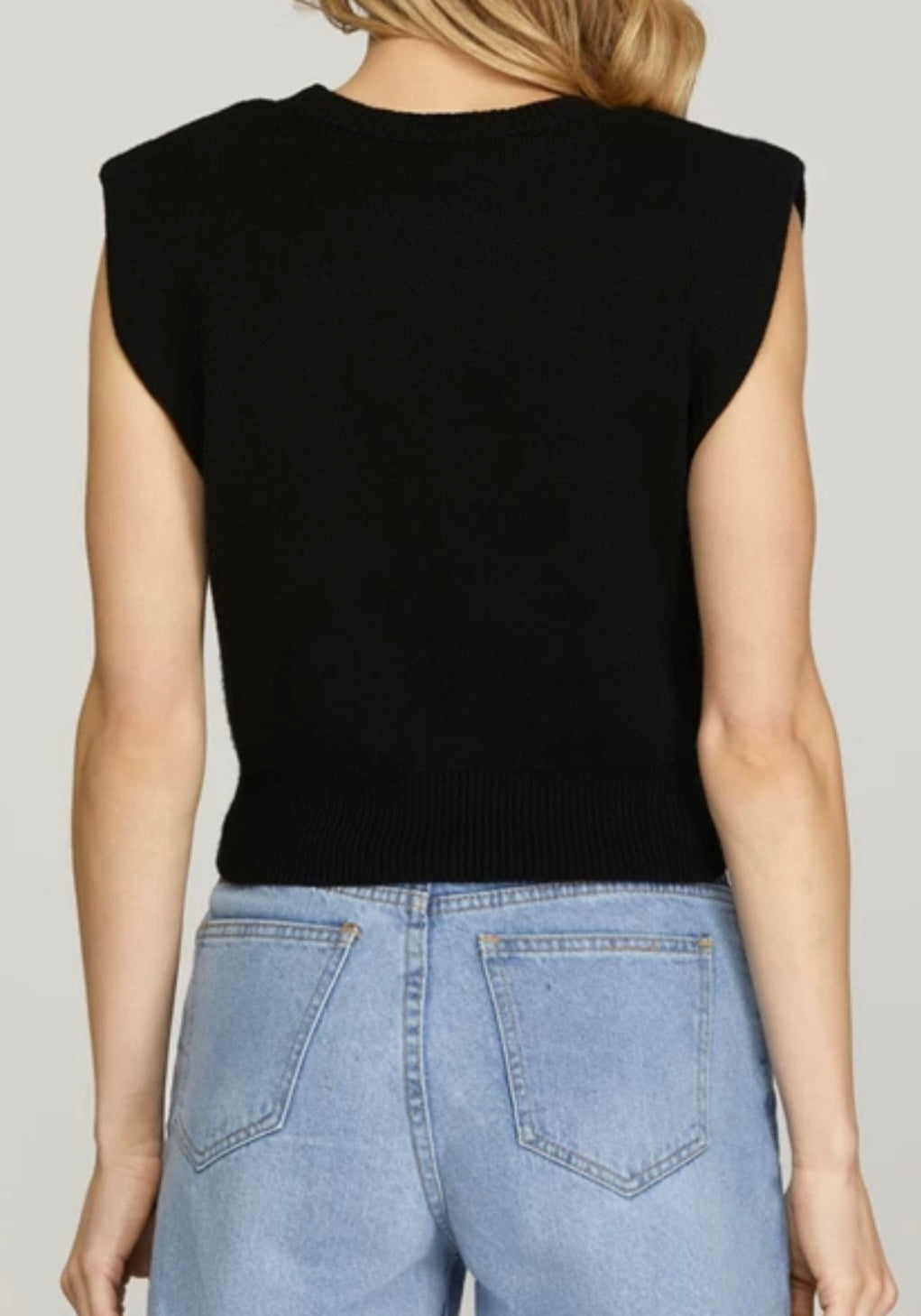 1519 Sleeveless Top