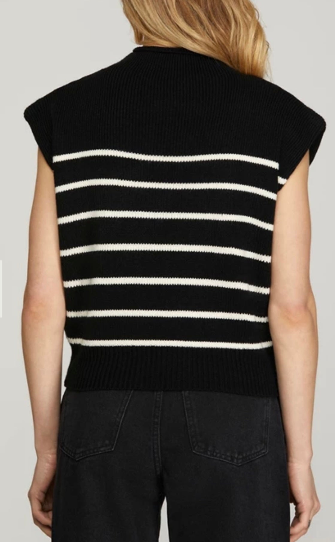 1523 Mock Neck Top
