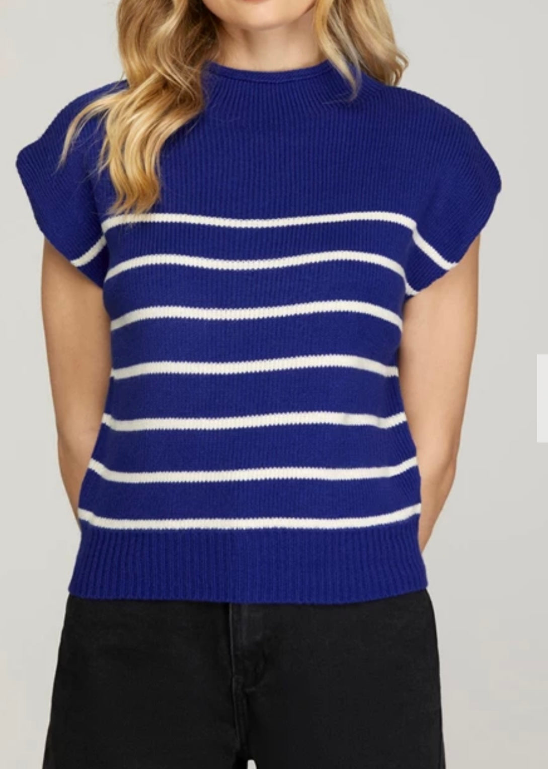 1523 Mock Neck Top