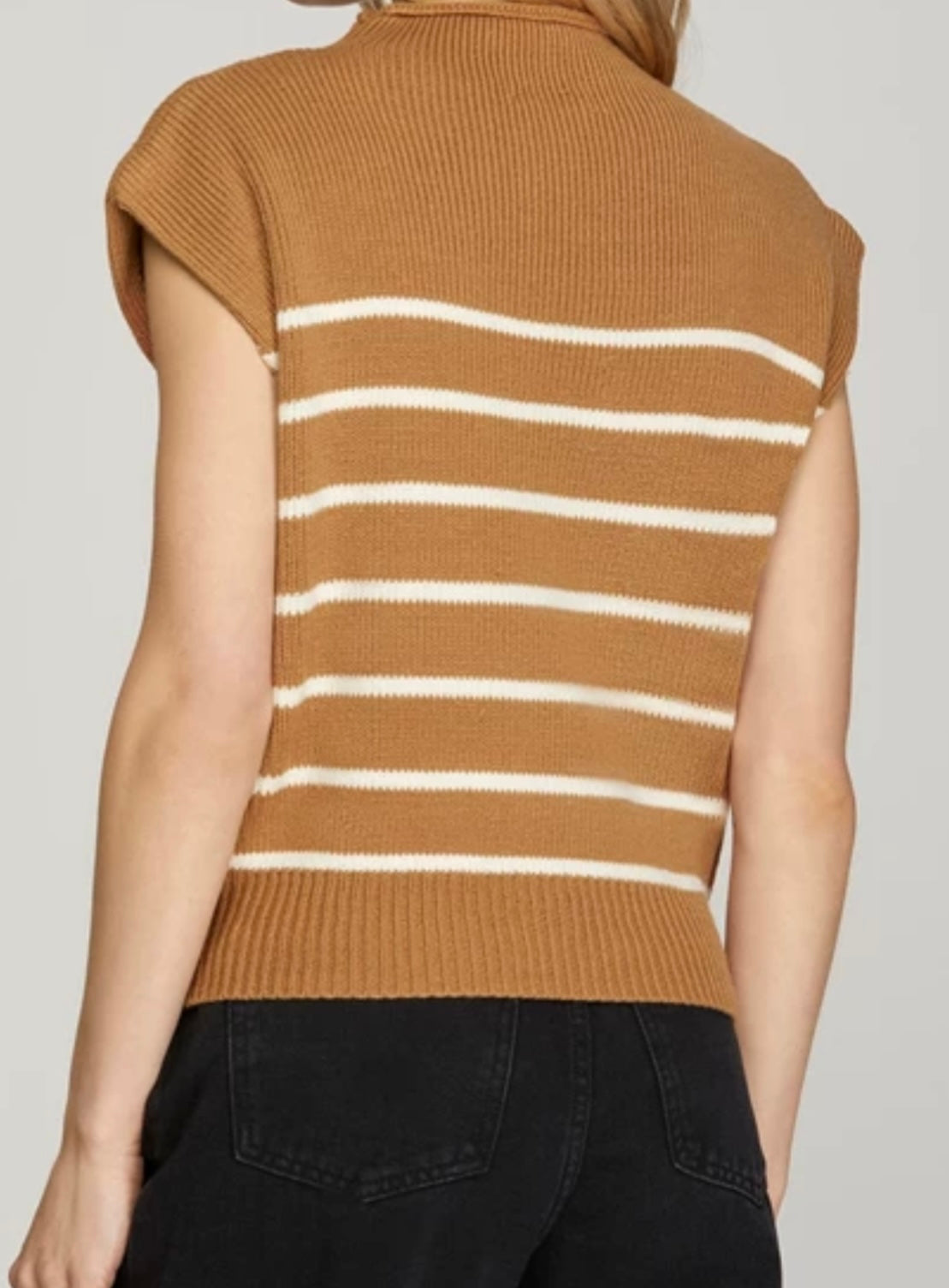 1523 Mock Neck Top