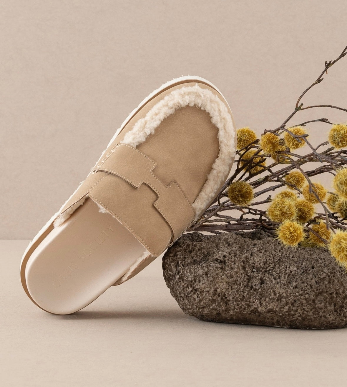 1586 The Avalon Cozy Loafer