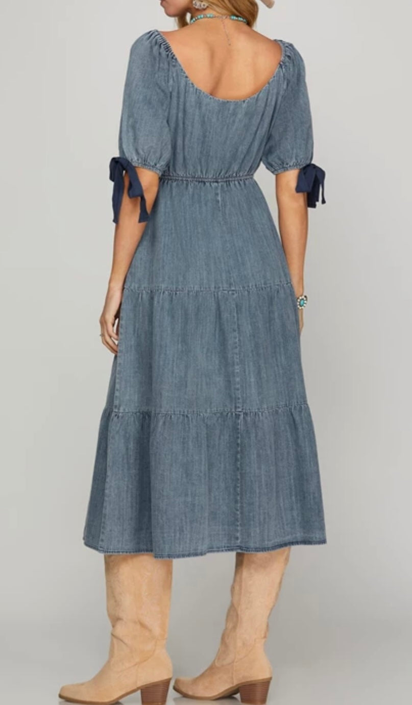 1637 Tiered Midi Dress