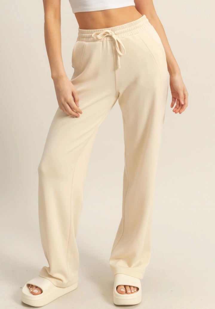 1672 Straight Cut Pant