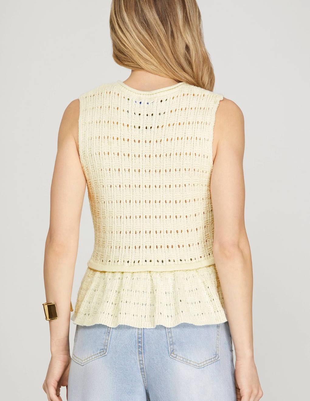 2161 Sleeveless Front Tie Sweater Vest
