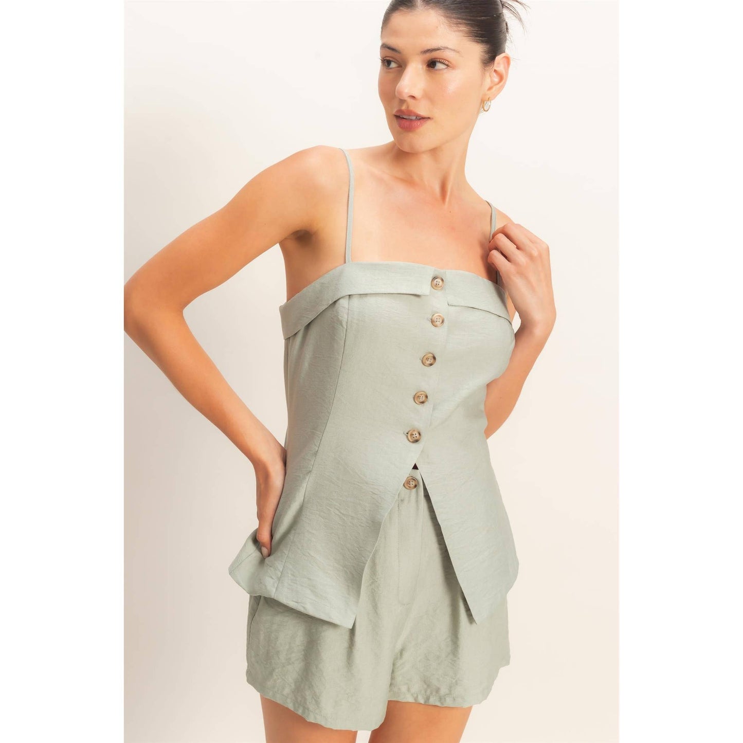 2054 Strap Buttoned Top And Shorts Set