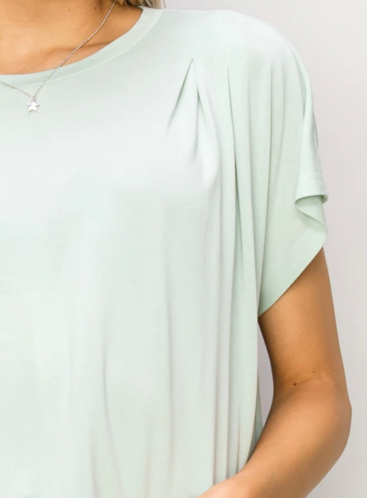 1340 Keep It Classic Relaxed Top