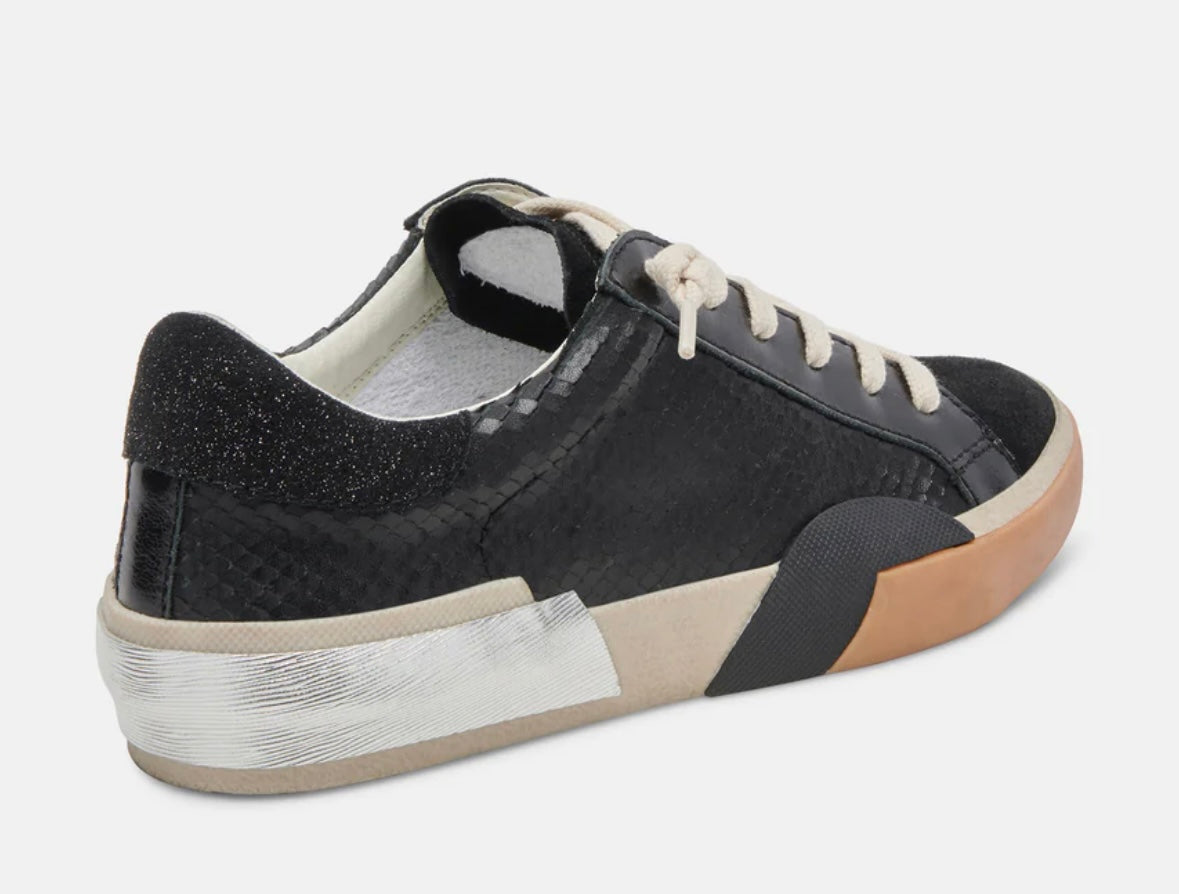1119 Zina Onyx Sneakers