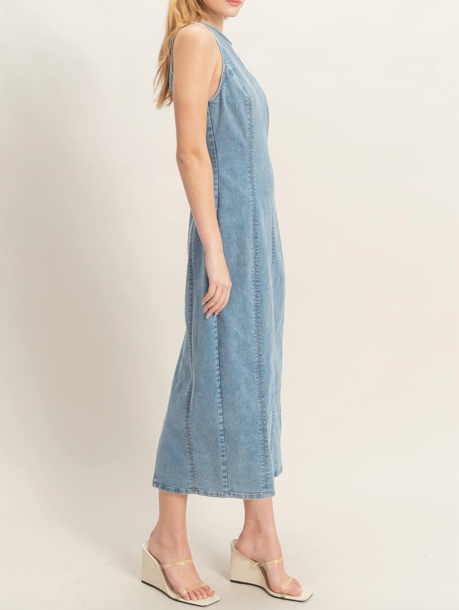 1935 Sleeveless Denim Midi Dress