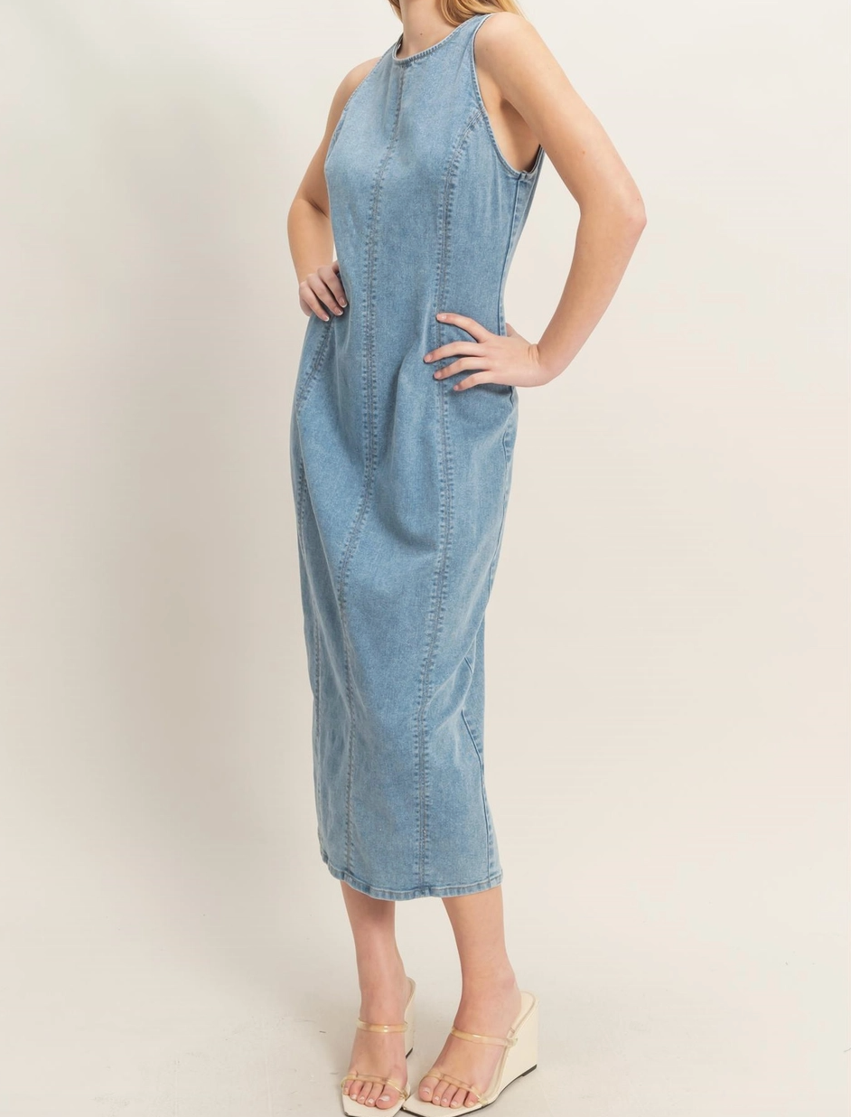 1935 Sleeveless Denim Midi Dress