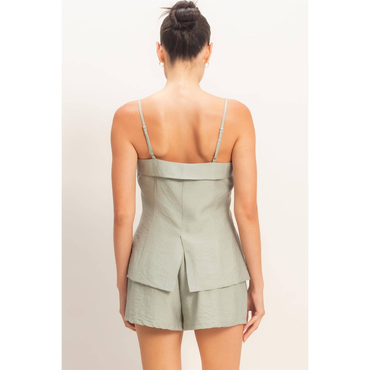 2054 Strap Buttoned Top And Shorts Set